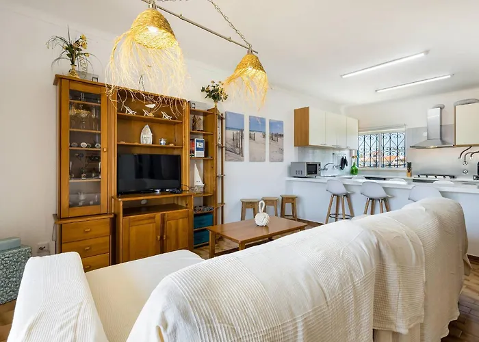 Cozy Near Dona Ana Apartment Lagos